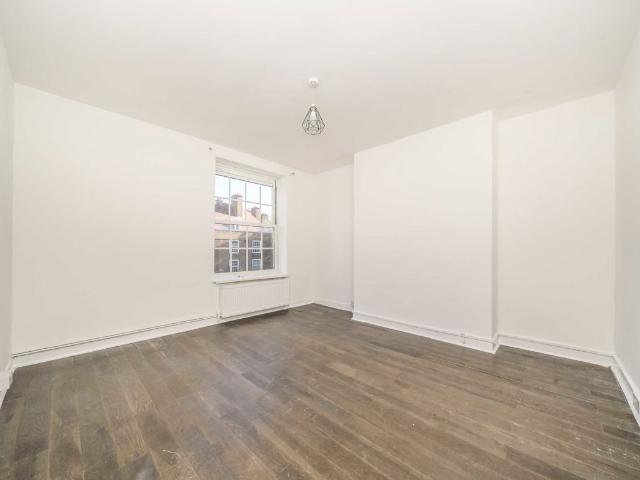 Apartment for rent in London Borough of Lambeth, Greater London