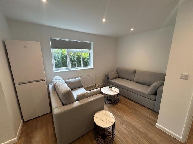House for rent in Chesterton, Arbury