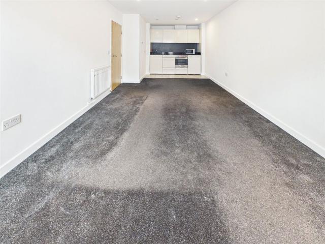 Apartment for rent in London Borough of Hounslow, Spring Grove