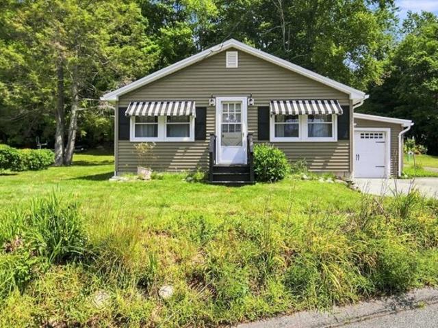 House for sale in Wales, Hampden County