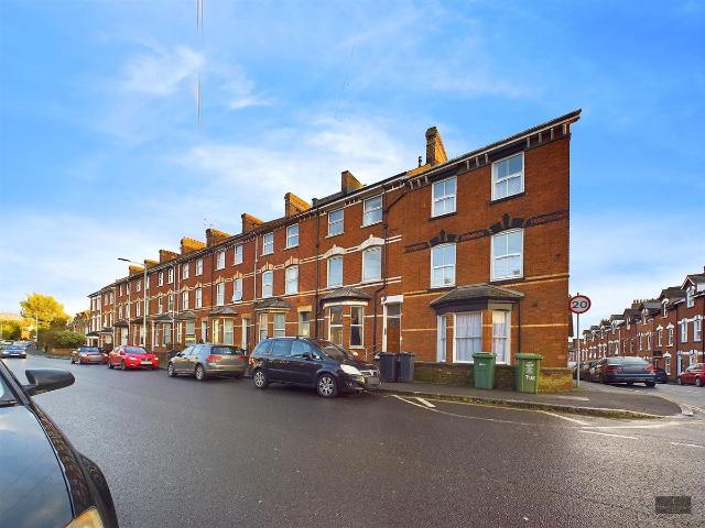Apartment for rent in Stoke Hill, Exeter