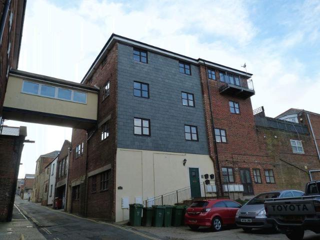 Apartment for rent in Binstead, Ryde