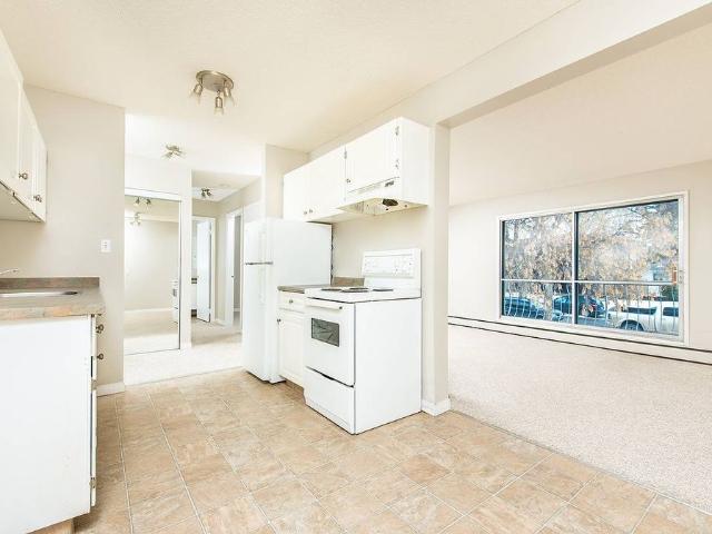 Apartment for rent in Wedgewood, Alberta