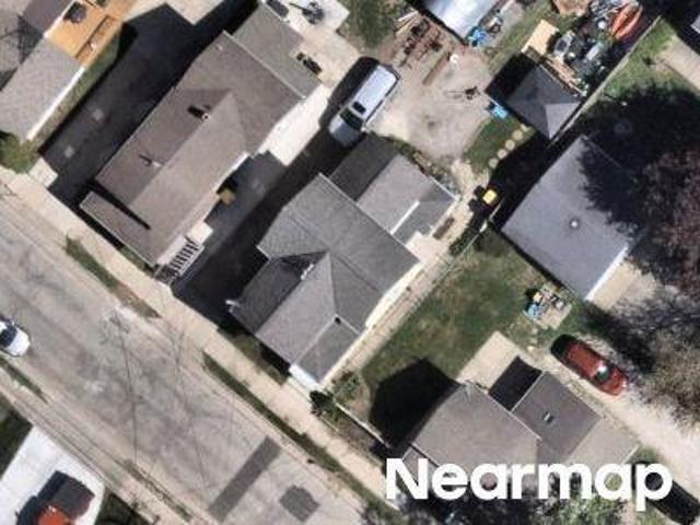 House for sale in Waukesha, Waukesha County
