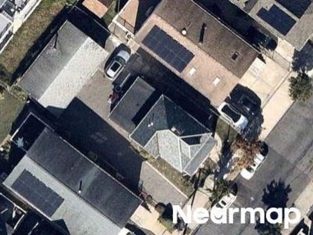 House for sale in Carlstadt House for sale in Carlstadt
