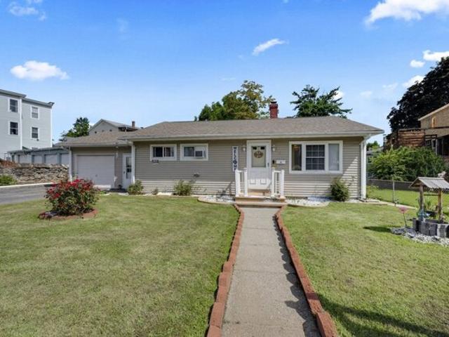 House for sale in High School Street Historic District, Southbridge