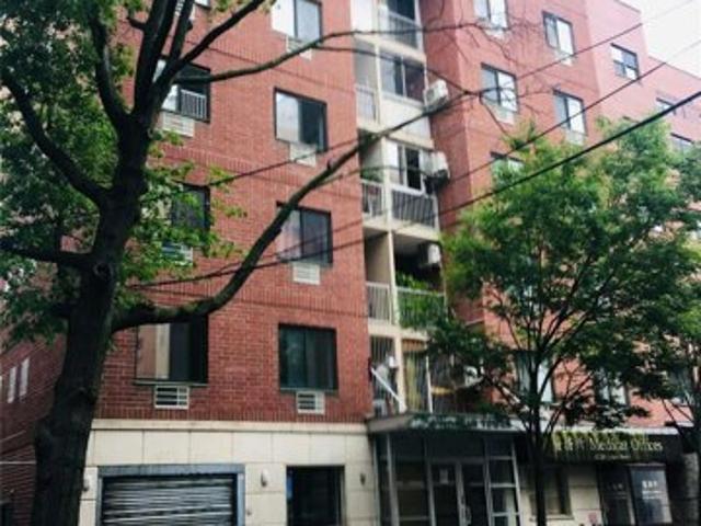 Condo for sale in Flushing