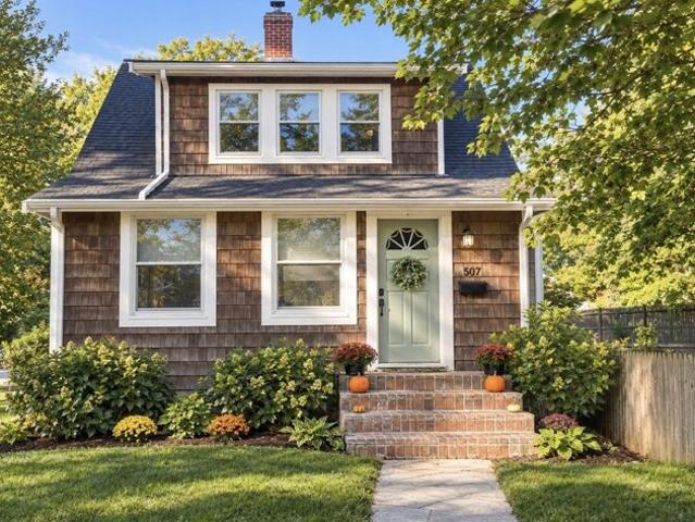 House for sale in Pine Grove, Weymouth