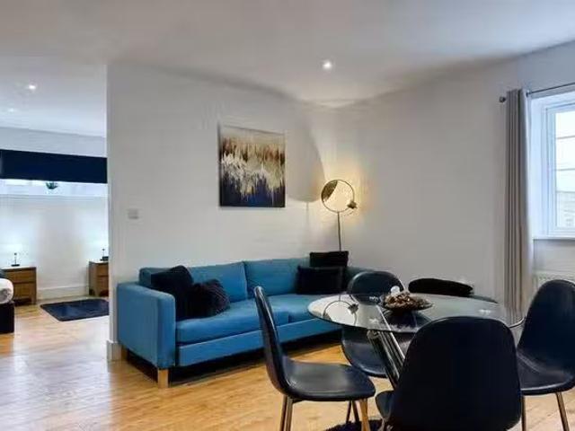 Apartment for rent in Vinters Park, Midway