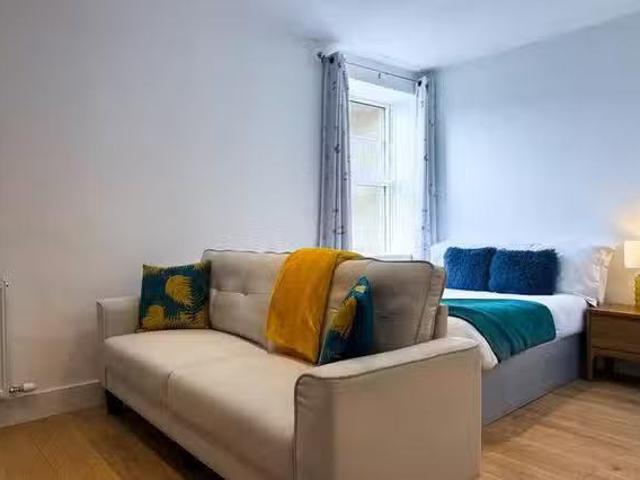 Apartment for rent in Vinters Park, Midway