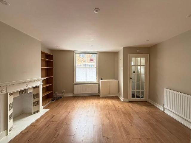 House for rent in High Barnet, Greater London