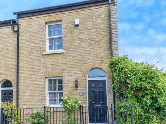 House for sale in Rochester, Kent