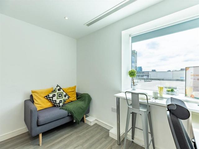 Studio for rent in City Centre, South Yorkshire
