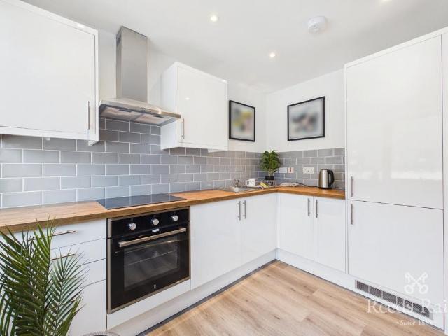 Apartment for rent in Eastmoor, West Yorkshire
