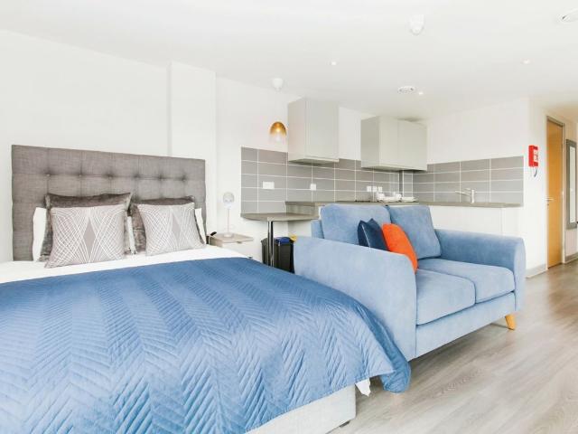 Apartment for rent in Hyde Park, West Yorkshire
