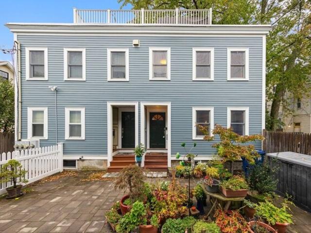 Condo for sale in Harlow Square, Cambridge