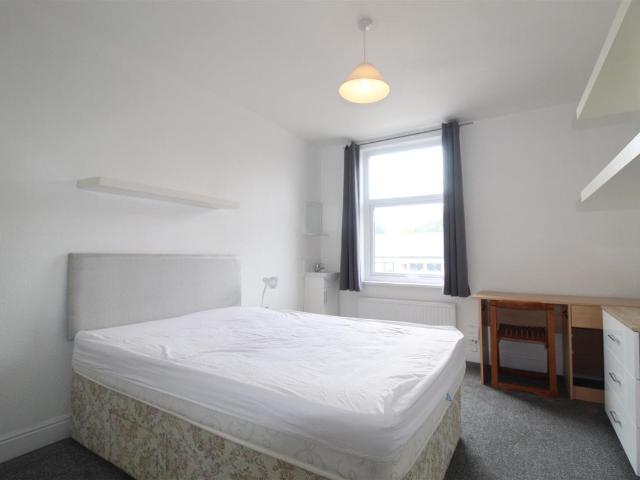 Room for rent in Chapel Allerton, West Yorkshire