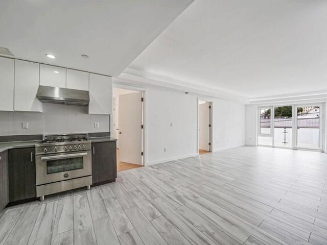 Condo for sale in Fresh Meadows