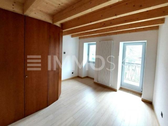 Reihenfamilienhaus kaufen in Biasca, Tessin