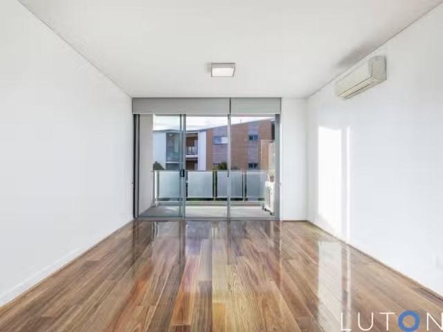 Apartment for rent in Woden, Australian Capital Territory
