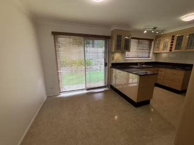 Apartment for rent in Piallamore, New South Wales