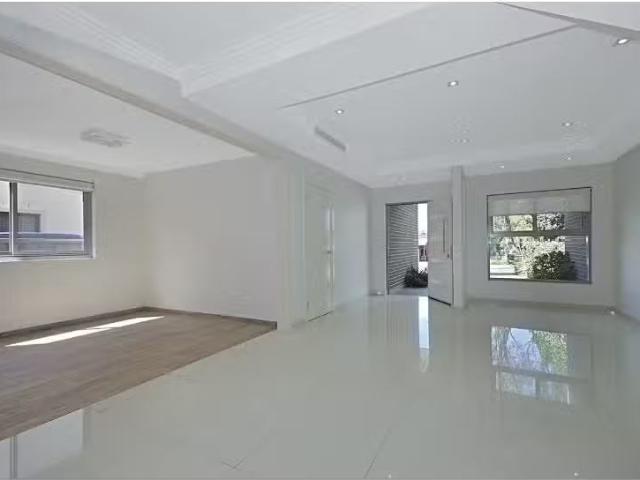 Condo for rent in Sydney, New South Wales