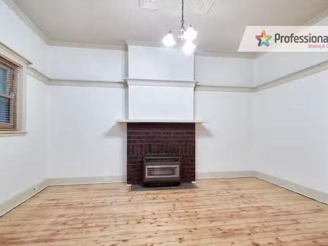 Apartment for rent in Victoria