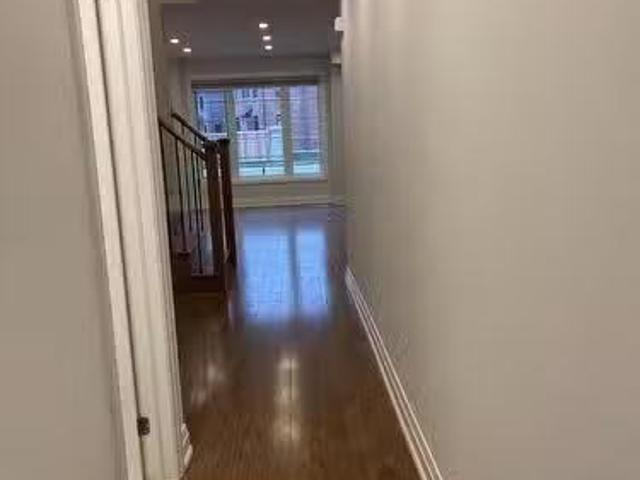Condo for rent in Georgina, Ontario