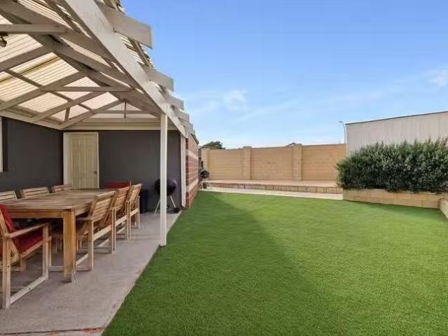 House for rent in Quinns Rocks, Western Australia