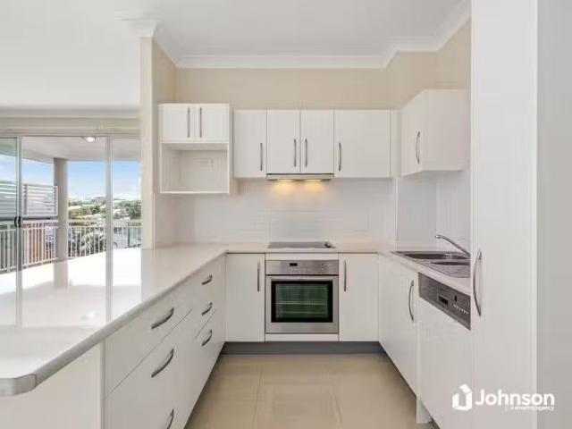 Apartment for rent in Toombul, Queensland