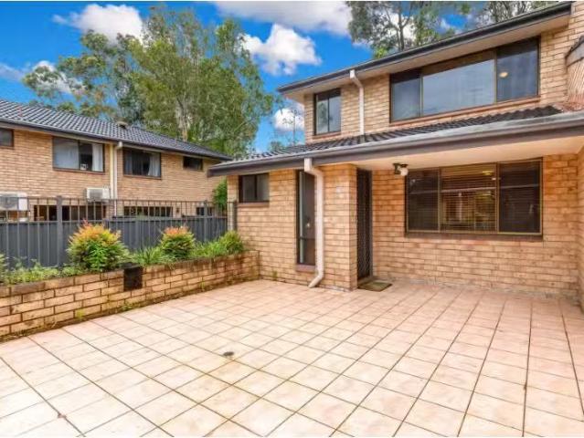 Condo for rent in Sydney, New South Wales