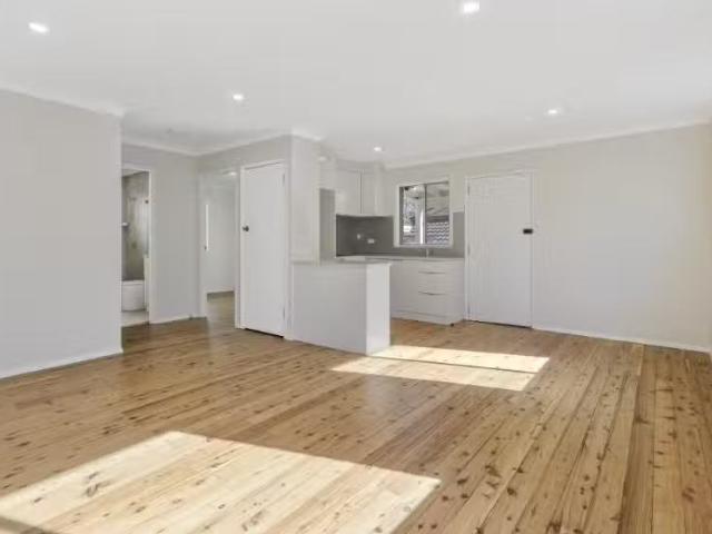Condo for rent in Bateau Bay, New South Wales