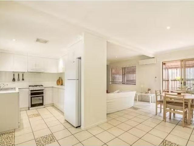 Condo for rent in Suffolk Park, New South Wales