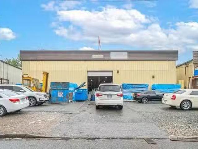 House for rent in Surrey, British Columbia