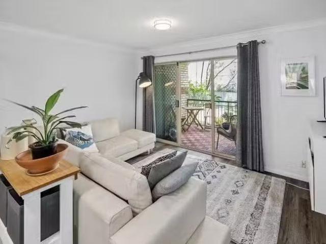 Apartment for rent in Toombul, Queensland