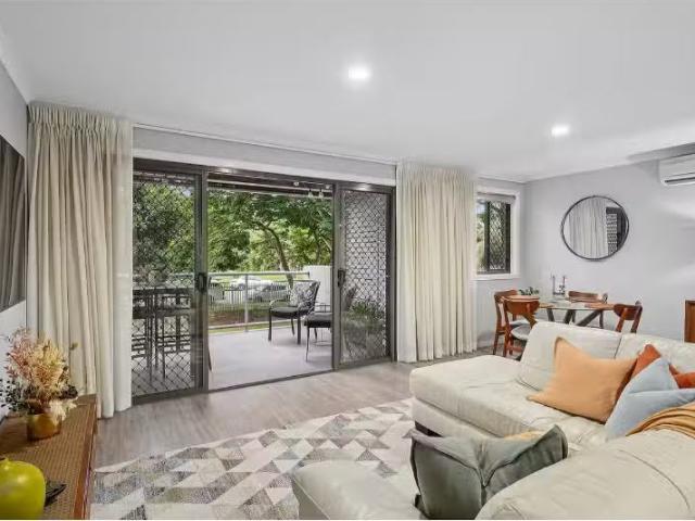 Condo for rent in Toombul, Queensland