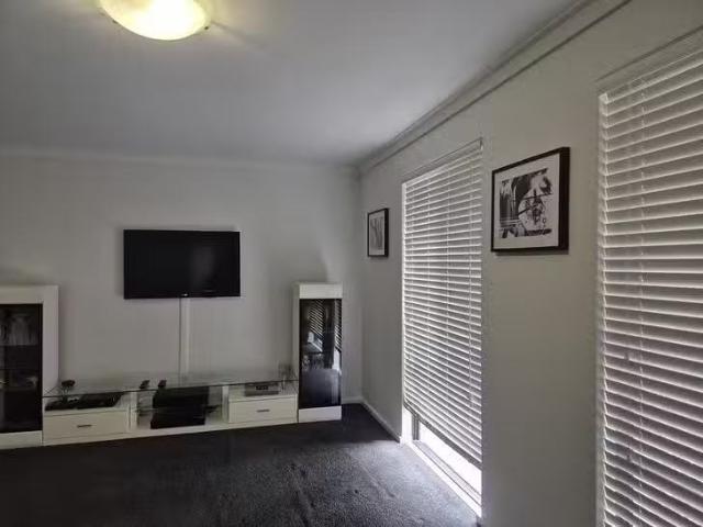 House for rent in Kingsley, Western Australia