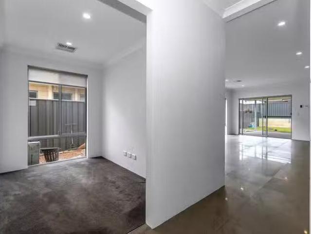 House for rent in Piara Waters, Western Australia