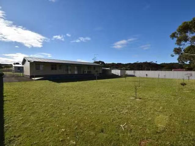 House for rent in American River, South Australia