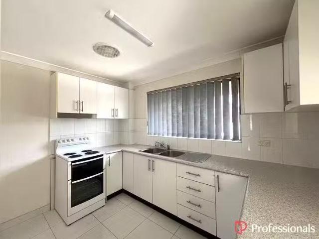 House for rent in Carramar, New South Wales