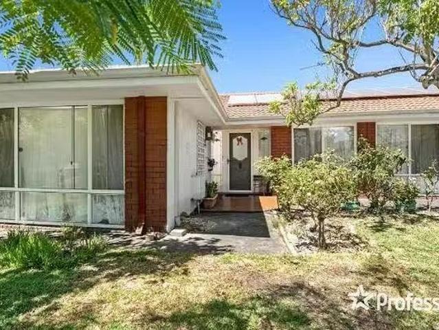 House for rent in Forrestfield, Western Australia