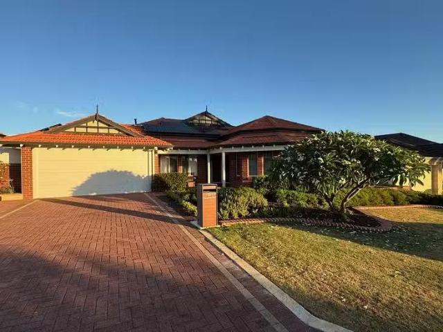 House for rent in Iluka, Western Australia