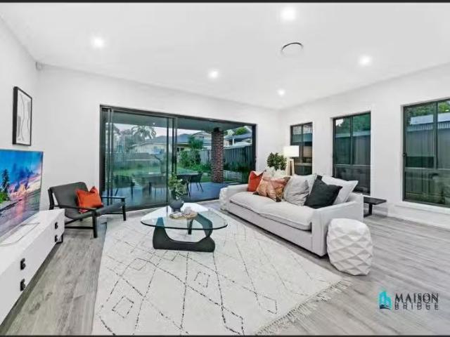 Condo for rent in Sydney, New South Wales