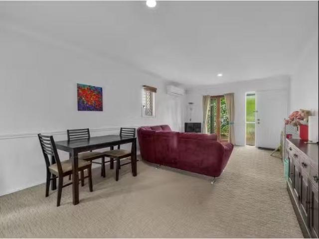 Condo for rent in Toombul, Queensland