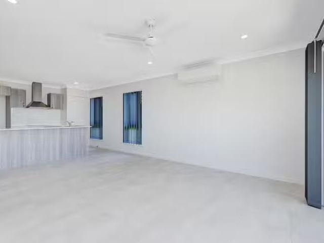 House for rent in Rasmussen, Queensland