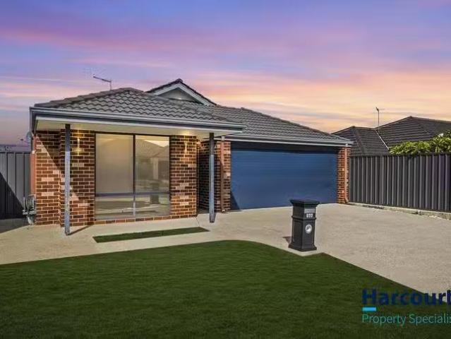 House for rent in Hammond Park, Western Australia