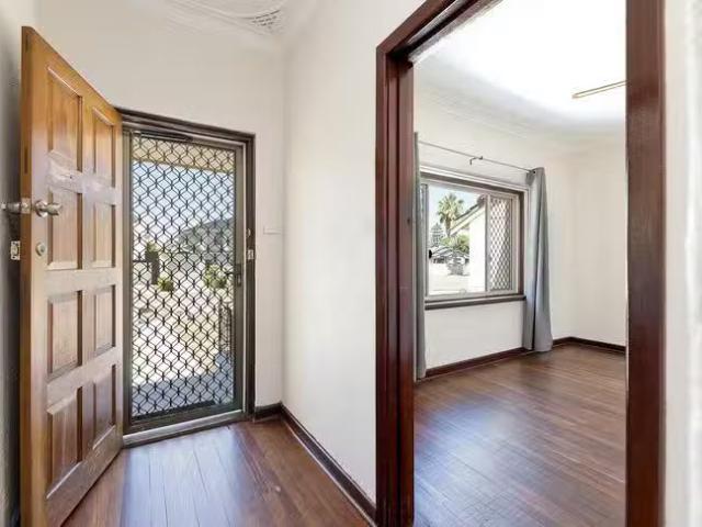 House for rent in Mount Pleasant, Western Australia