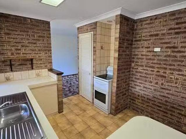 House for rent in Safety Bay, Western Australia