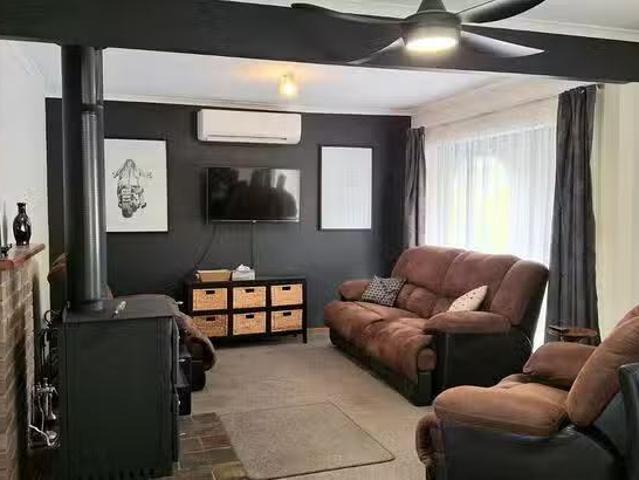 House for rent in Casterton, Victoria
