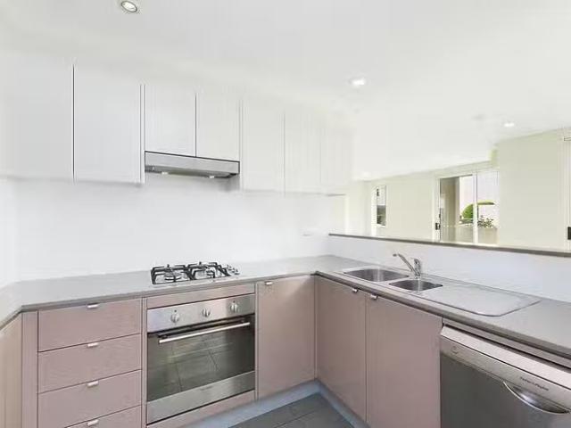 Apartment for rent in Wollongong West, New South Wales